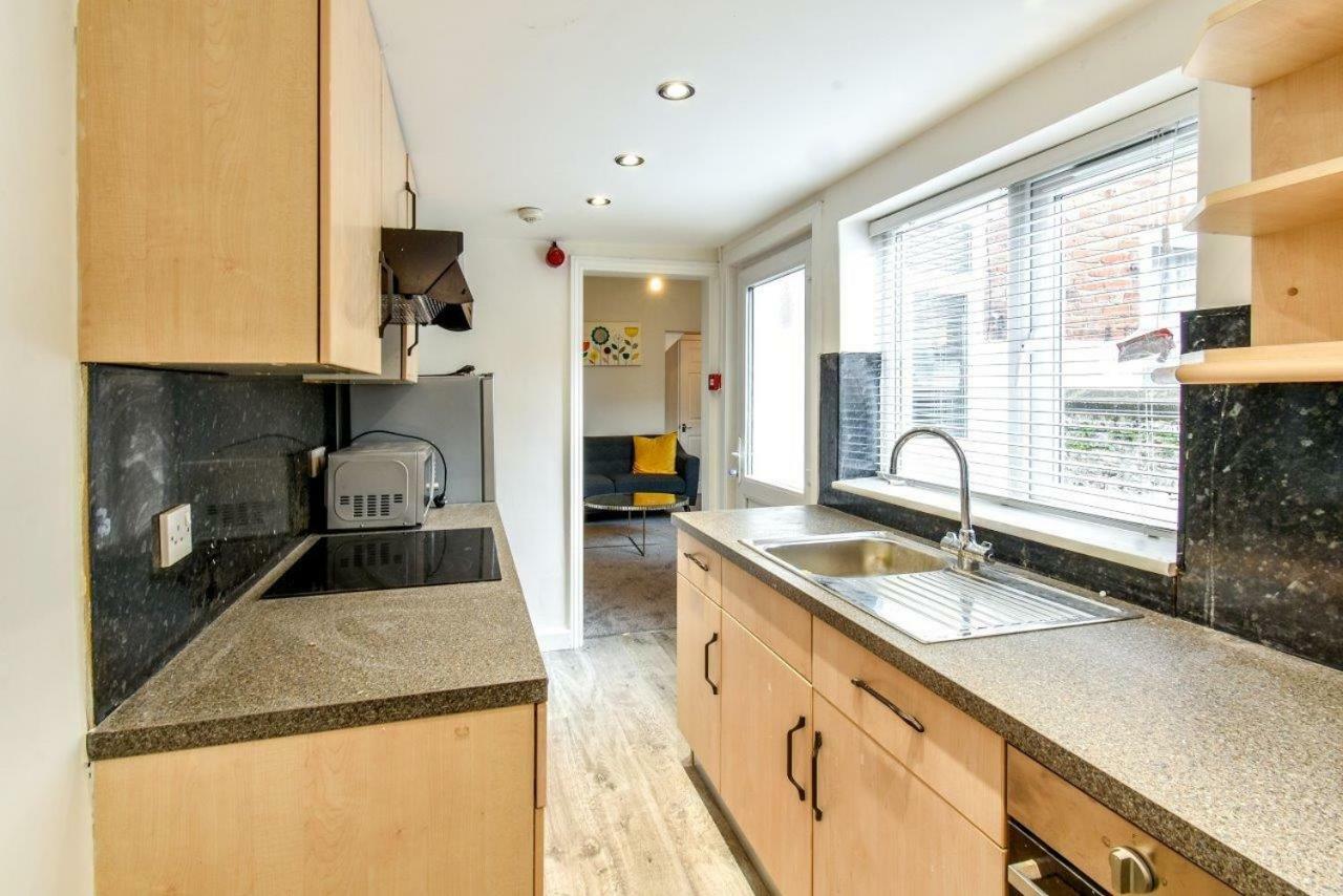 Apartment 1 At 3 Jubilee York Bagian luar foto