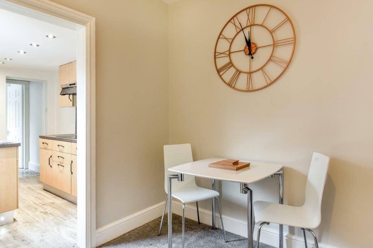 Apartment 1 At 3 Jubilee York Bagian luar foto