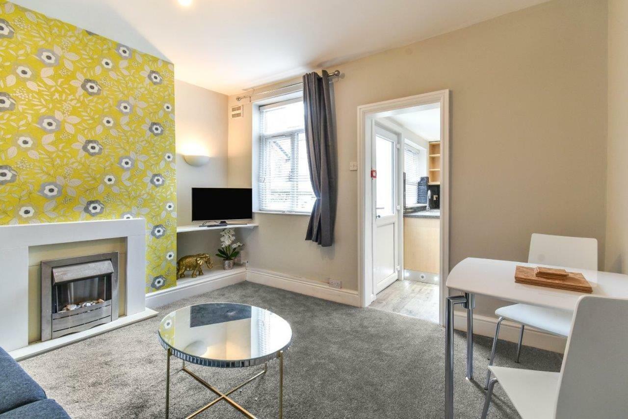 Apartment 1 At 3 Jubilee York Bagian luar foto